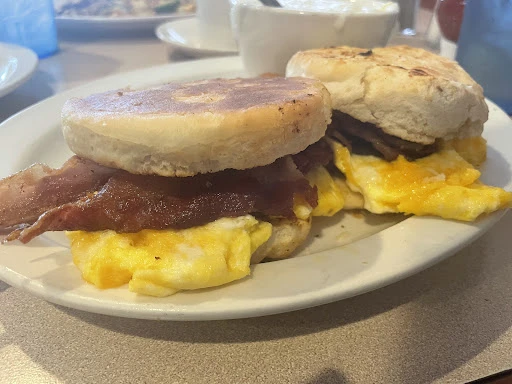 Michael's Family Restaurant & Diner photo 9